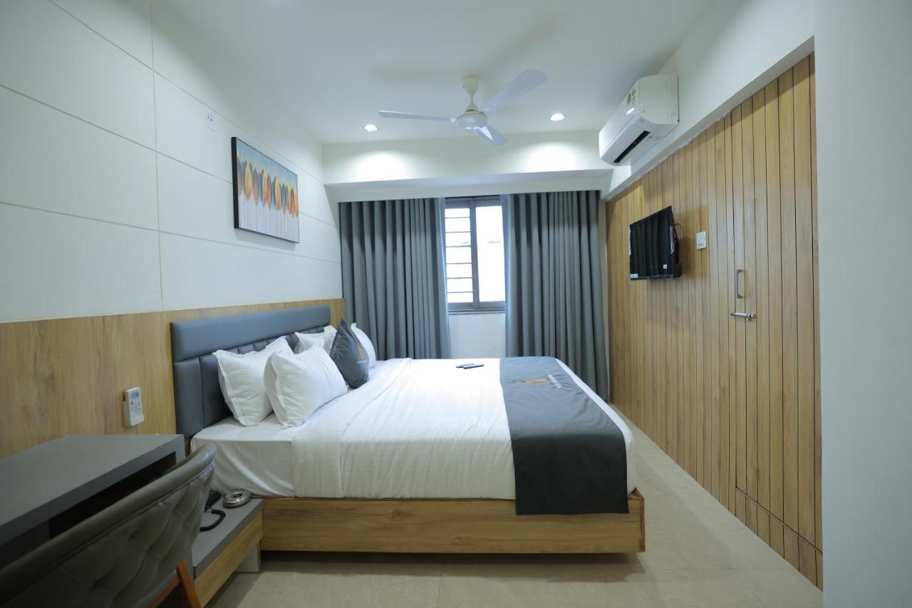 Hotel Shayan Inn Rajkot Dış mekan fotoğraf