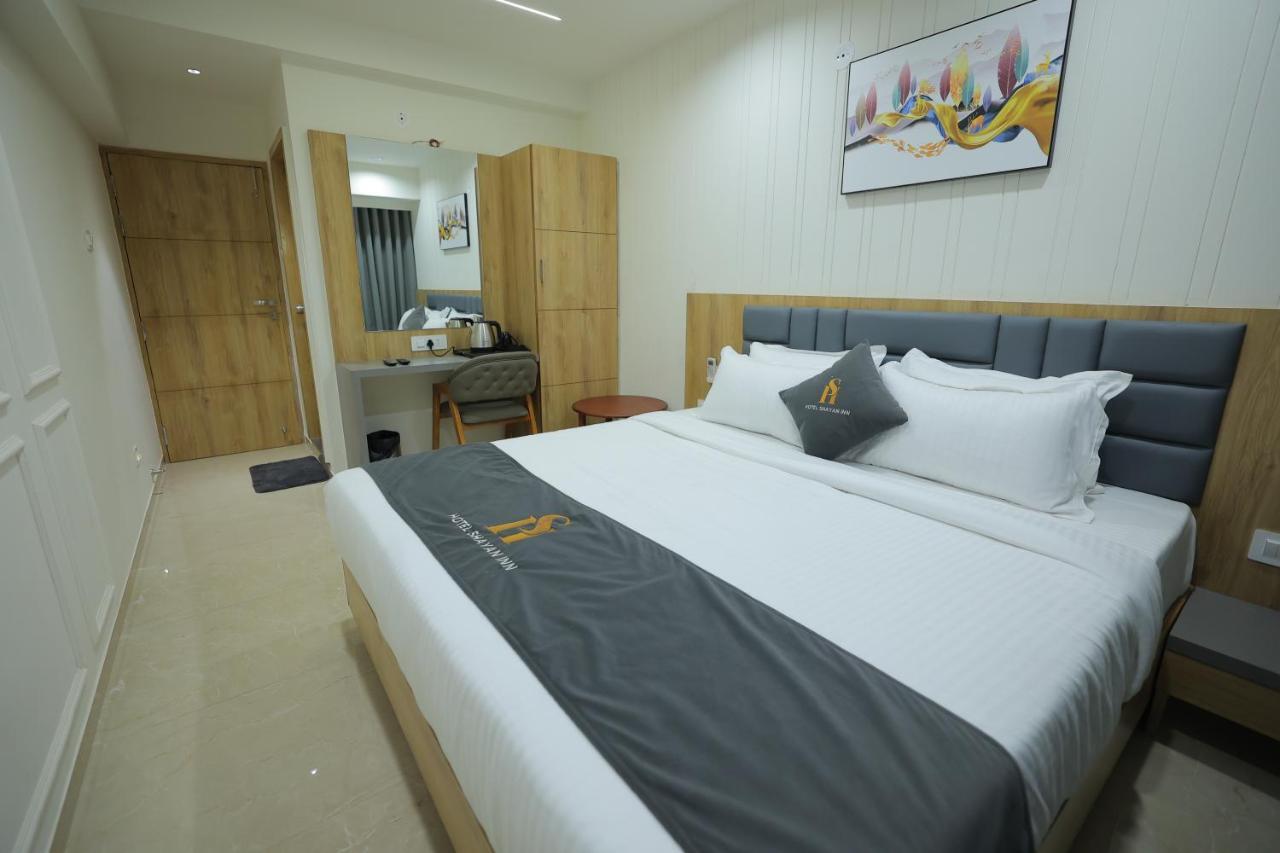 Hotel Shayan Inn Rajkot Dış mekan fotoğraf