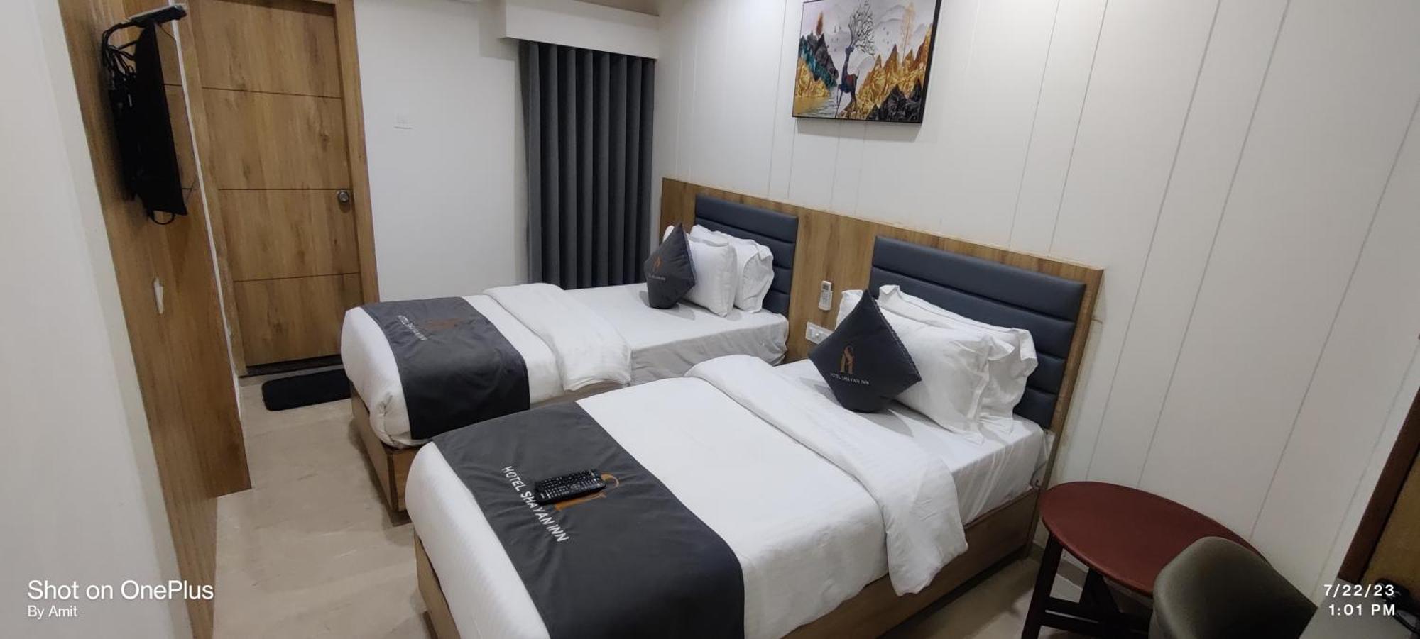 Hotel Shayan Inn Rajkot Dış mekan fotoğraf