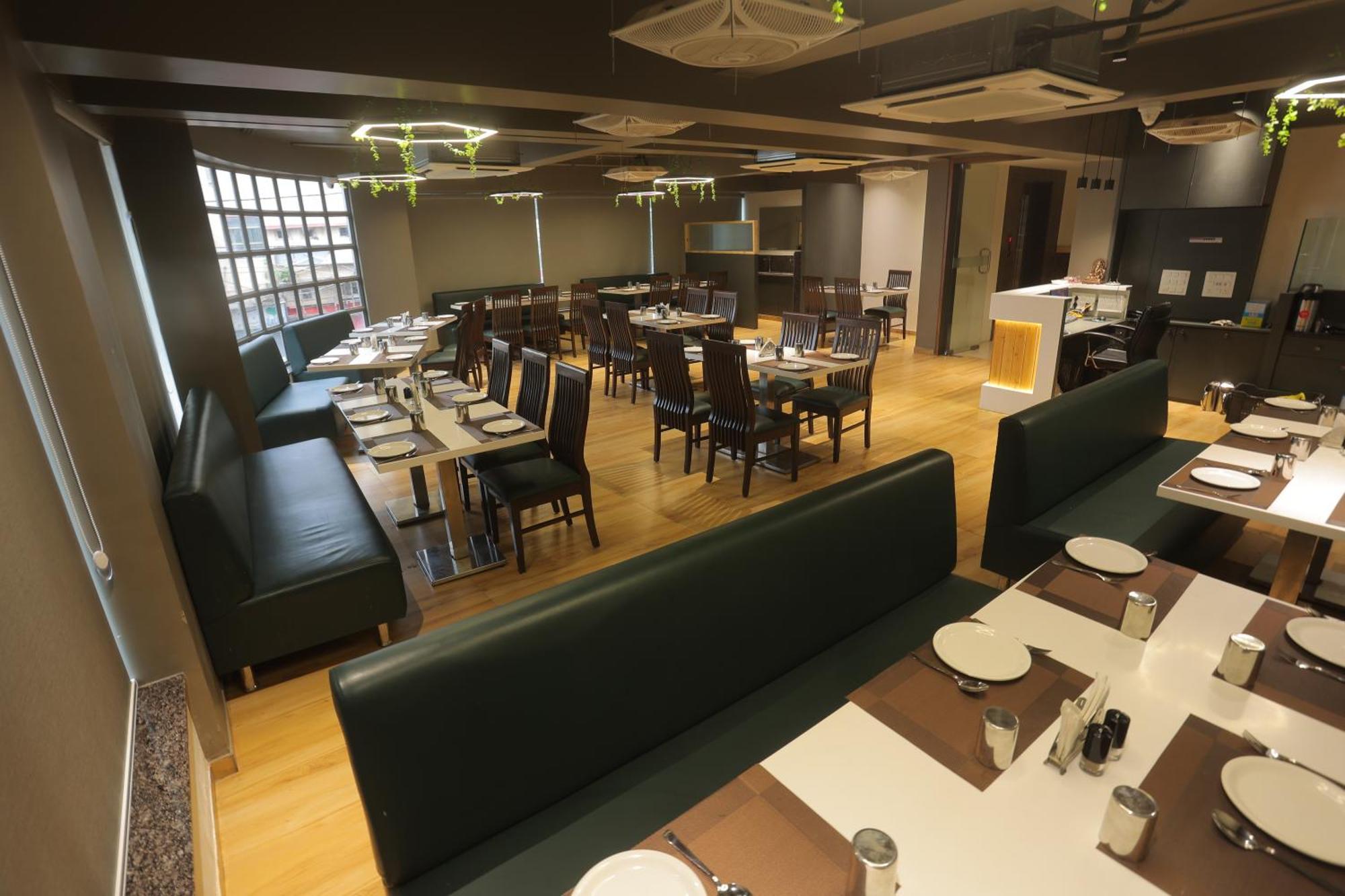 Hotel Shayan Inn Rajkot Dış mekan fotoğraf