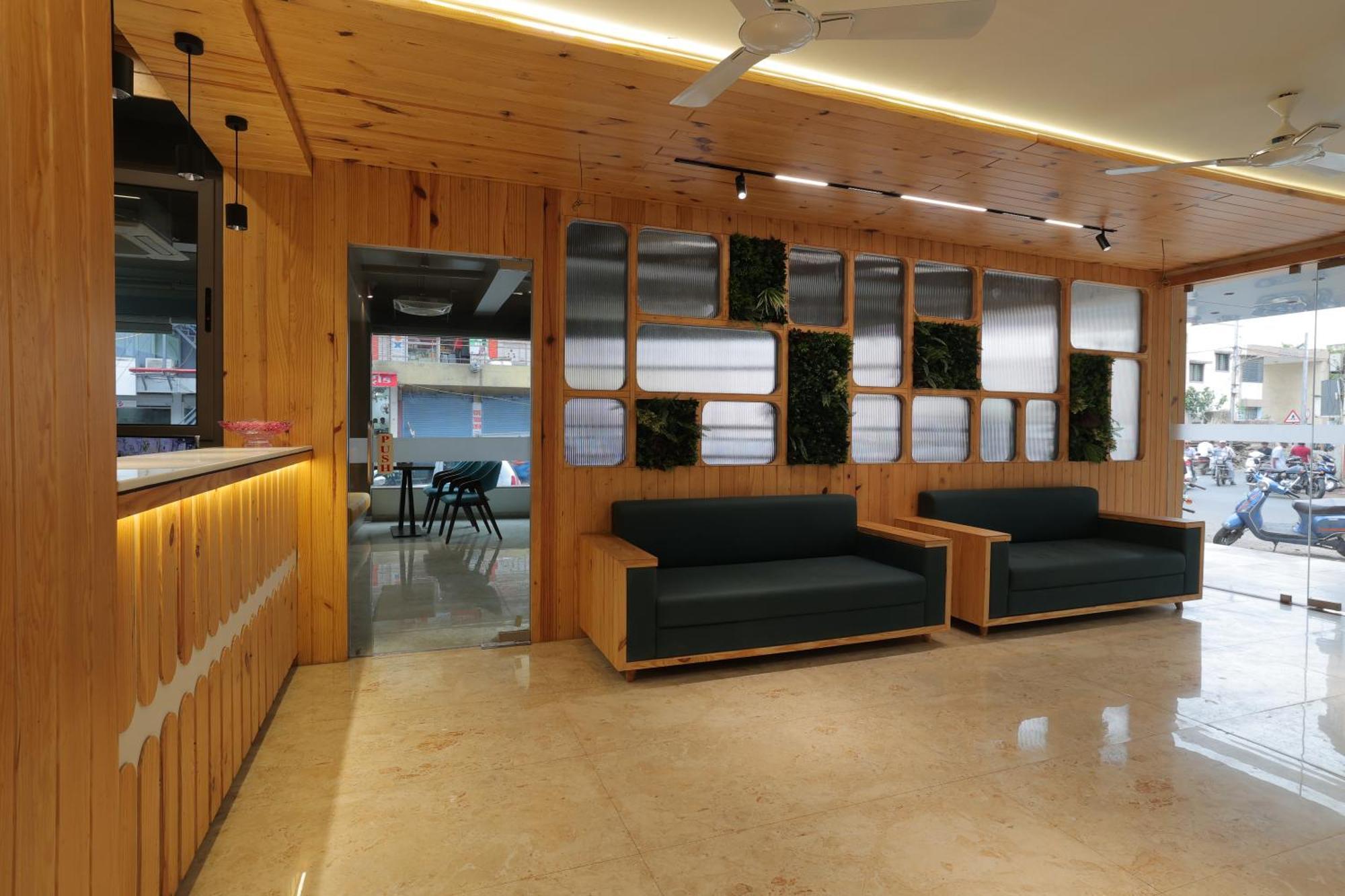 Hotel Shayan Inn Rajkot Dış mekan fotoğraf